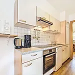 Handle-3 By Interhome * ריד אים אוברינטל